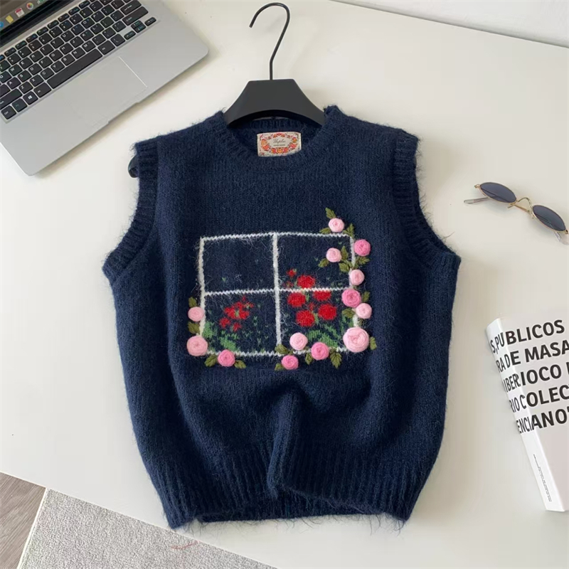 Women 3D Handmade Rose Floral  - Embroidery Rose 评论和价格