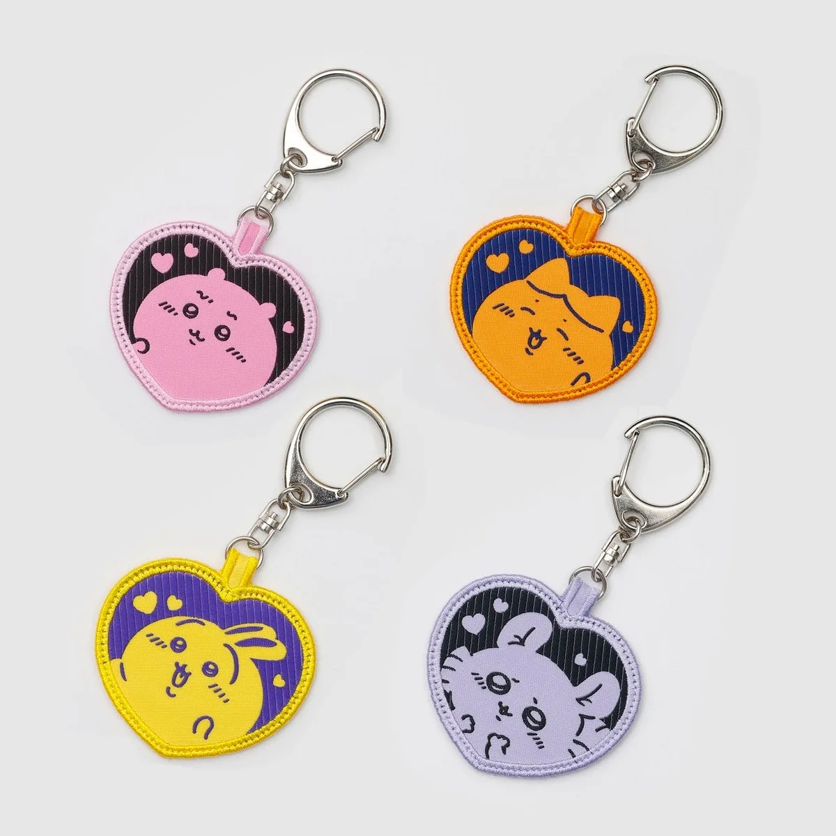 CKW Heart Embroidery Keychain  - Embroidery Bag 评论和价格