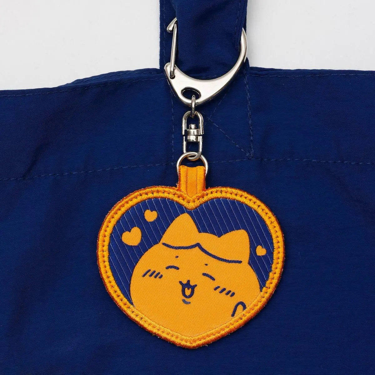 CKW Heart Embroidery Keychain  - Embroidery Bag 评论和价格